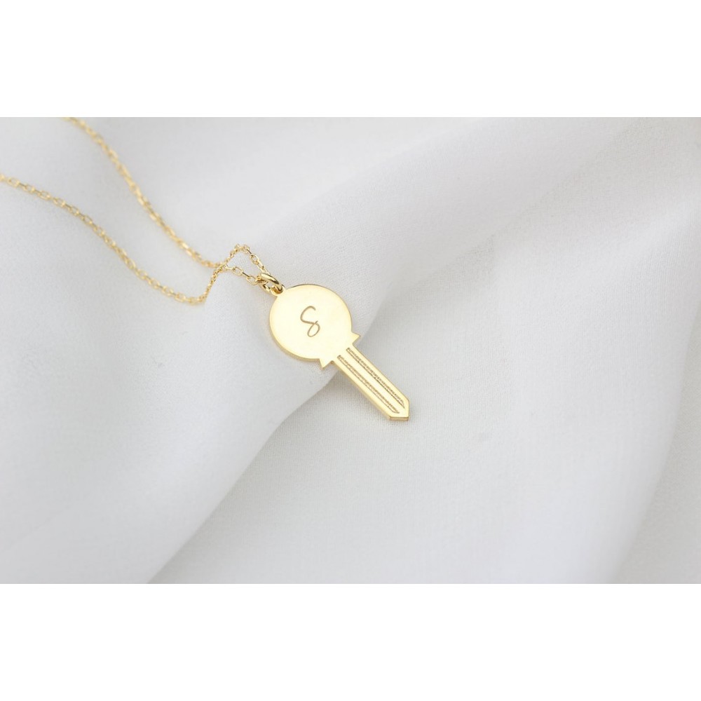 Glorria 925k Sterling Silver Personalized Initial Lock Necklace