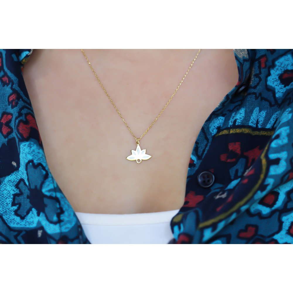 Glorria 925k Sterling Silver Lotus Necklace