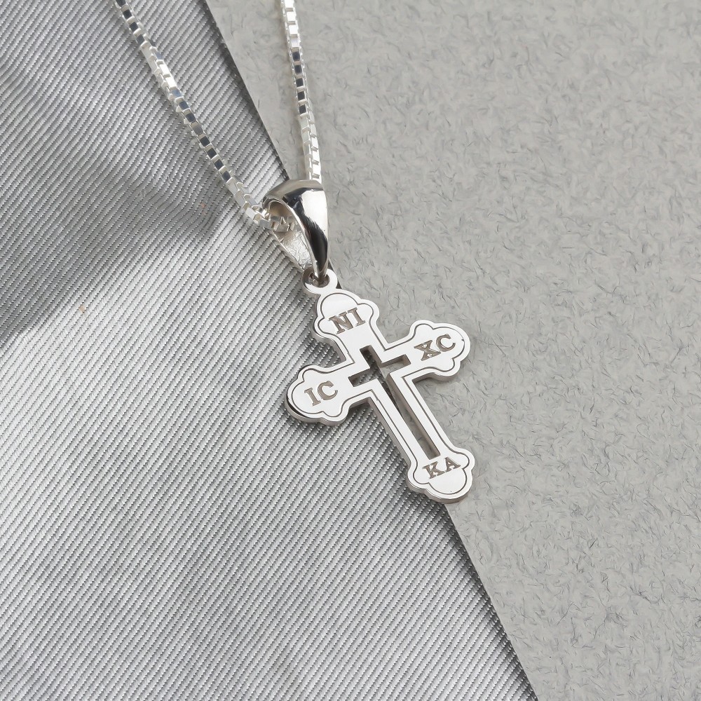 Glorria 925k Sterling Silver Cross Necklace