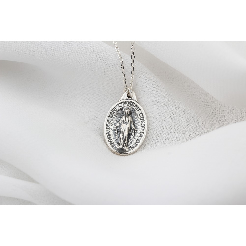 Glorria 925k Sterling Silver Virgin Mary Necklace